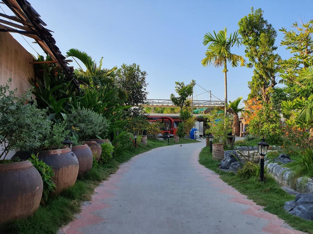 Отель Du Lich Ha Thao Ben Tre Экстерьер фото